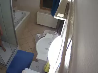 Julmodels Bathroom 2nd Floor-2's Live Sex Cam Show