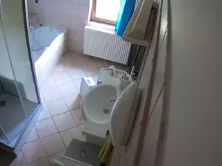 Julmodels Bathroom 2nd Floor-2's Live Sex Cam Show