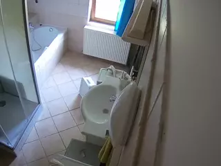 Julmodels Bathroom 2nd Floor-2's Live Sex Cam Show