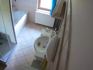 Julmodels Bathroom 2nd Floor-2's Live Sex Cam Show