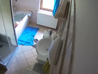 Julmodels Bathroom 2nd Floor-2's Live Sex Cam Show