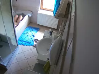 Julmodels Bathroom 2nd Floor-2's Live Sex Cam Show
