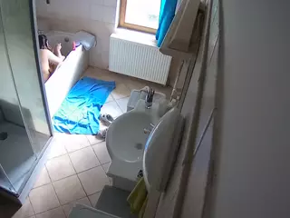 Julmodels Bathroom 2nd Floor-2's Live Sex Cam Show