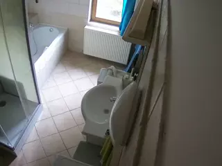 Julmodels Bathroom 2nd Floor-2's Live Sex Cam Show