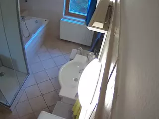 Julmodels Bathroom 2nd Floor-2's Live Sex Cam Show