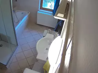 Julmodels Bathroom 2nd Floor-2's Live Sex Cam Show