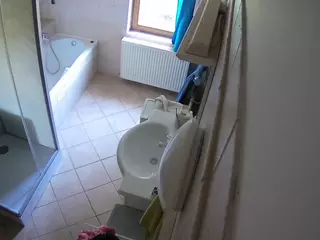 Julmodels Bathroom 2nd Floor-2's Live Sex Cam Show