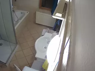 Julmodels Bathroom 2nd Floor-2's Live Sex Cam Show