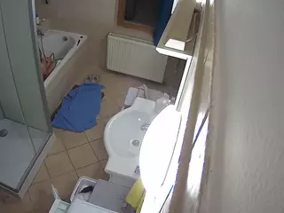 Julmodels Bathroom 2nd Floor-2's Live Sex Cam Show