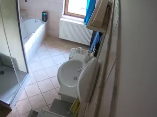 Julmodels Bathroom 2nd Floor-2's Live Sex Cam Show