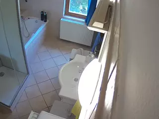Julmodels Bathroom 2nd Floor-2's Live Sex Cam Show