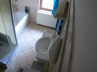 Julmodels Bathroom 2nd Floor-2's Live Sex Cam Show