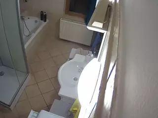 Julmodels Bathroom 2nd Floor-2's Live Sex Cam Show