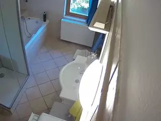 Julmodels Bathroom 2nd Floor-2's Live Sex Cam Show