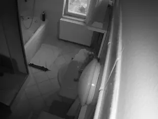 Julmodels Bathroom 2nd Floor-2's Live Sex Cam Show