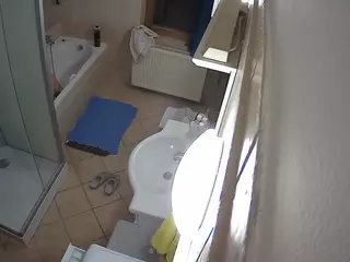 Julmodels Bathroom 2nd Floor-2's Live Sex Cam Show