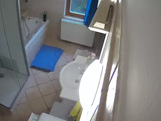 Julmodels Bathroom 2nd Floor-2's Live Sex Cam Show