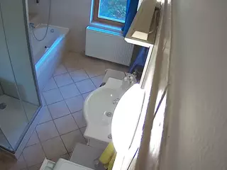 Julmodels Bathroom 2nd Floor-2's Live Sex Cam Show