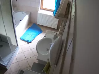 Julmodels Bathroom 2nd Floor-2's Live Sex Cam Show