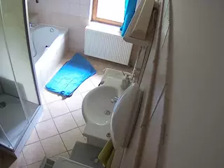 Julmodels Bathroom 2nd Floor-2's Live Sex Cam Show