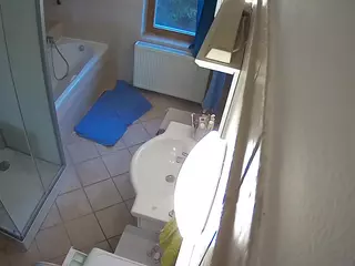 Julmodels Bathroom 2nd Floor-2's Live Sex Cam Show