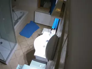 Julmodels Bathroom 2nd Floor-2's Live Sex Cam Show