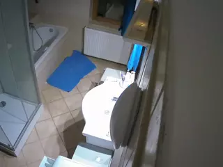Julmodels Bathroom 2nd Floor-2's Live Sex Cam Show