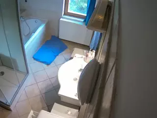 Julmodels Bathroom 2nd Floor-2's Live Sex Cam Show