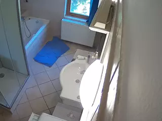 Julmodels Bathroom 2nd Floor-2's Live Sex Cam Show