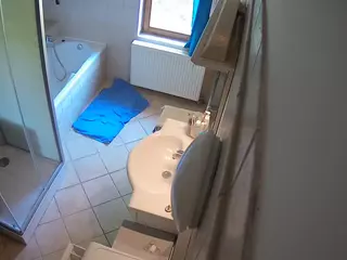 Julmodels Bathroom 2nd Floor-2's Live Sex Cam Show