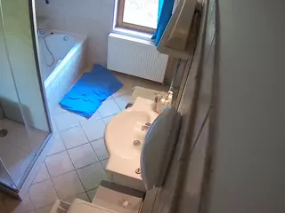 Julmodels Bathroom 2nd Floor-2's Live Sex Cam Show