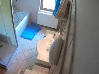 Julmodels Bathroom 2nd Floor-2's Live Sex Cam Show