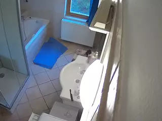 Julmodels Bathroom 2nd Floor-2's Live Sex Cam Show