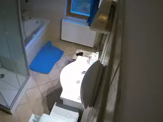 Julmodels Bathroom 2nd Floor-2's Live Sex Cam Show