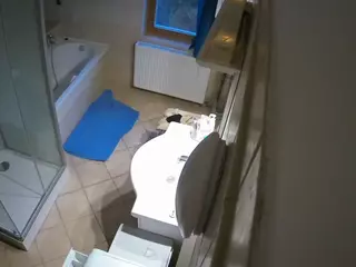 Julmodels Bathroom 2nd Floor-2's Live Sex Cam Show