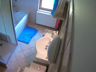Julmodels Bathroom 2nd Floor-2's Live Sex Cam Show