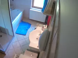 Julmodels Bathroom 2nd Floor-2's Live Sex Cam Show