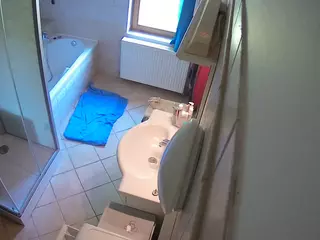 Julmodels Bathroom 2nd Floor-2's Live Sex Cam Show
