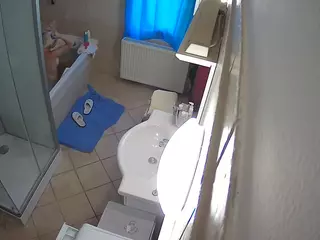 Julmodels Bathroom 2nd Floor-2's Live Sex Cam Show