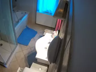 Julmodels Bathroom 2nd Floor-2's Live Sex Cam Show
