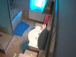 Julmodels Bathroom 2nd Floor-2's Live Sex Cam Show