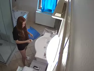 Julmodels Bathroom 2nd Floor-2's Live Sex Cam Show