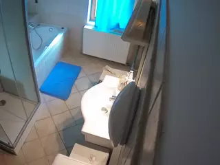 Julmodels Bathroom 2nd Floor-2's Live Sex Cam Show