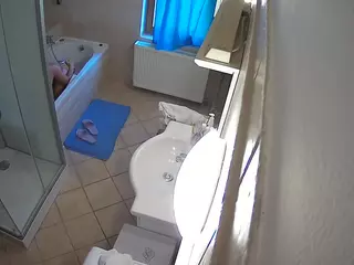 Julmodels Bathroom 2nd Floor-2's Live Sex Cam Show