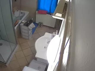 Julmodels Bathroom 2nd Floor-2's Live Sex Cam Show