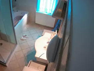 Julmodels Bathroom 2nd Floor-2's Live Sex Cam Show