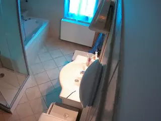Julmodels Bathroom 2nd Floor-2's Live Sex Cam Show