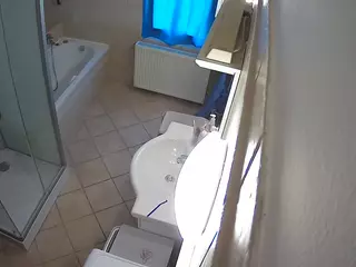 Julmodels Bathroom 2nd Floor-2's Live Sex Cam Show