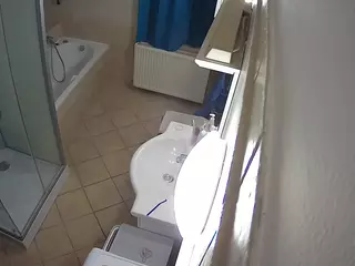 Julmodels Bathroom 2nd Floor-2's Live Sex Cam Show