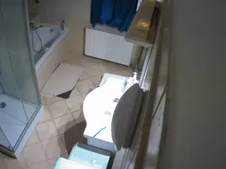 Julmodels Bathroom 2nd Floor-2's Live Sex Cam Show